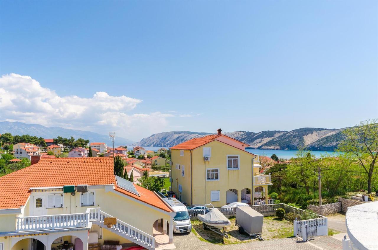 Apartments Ester Lopar Exterior photo